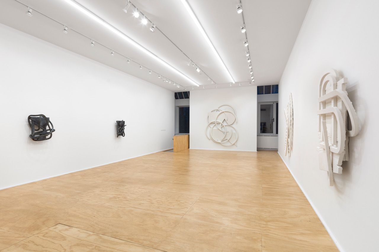 Wyatt Kahn, Knots & Figures at Eva Presenhuber, photo 5