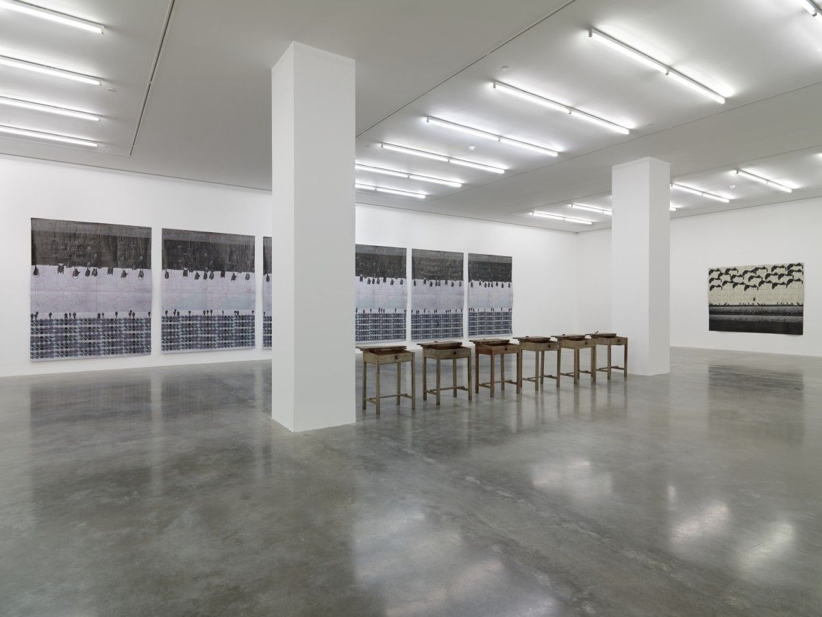 Ibrahim Mahama, Lazarus at White Cube, photo 4