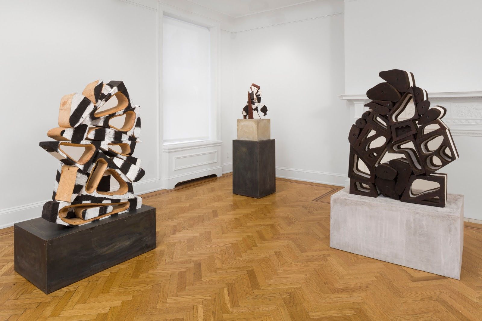 Mel Kendrick, Cutting Corners at David Nolan, photo 3