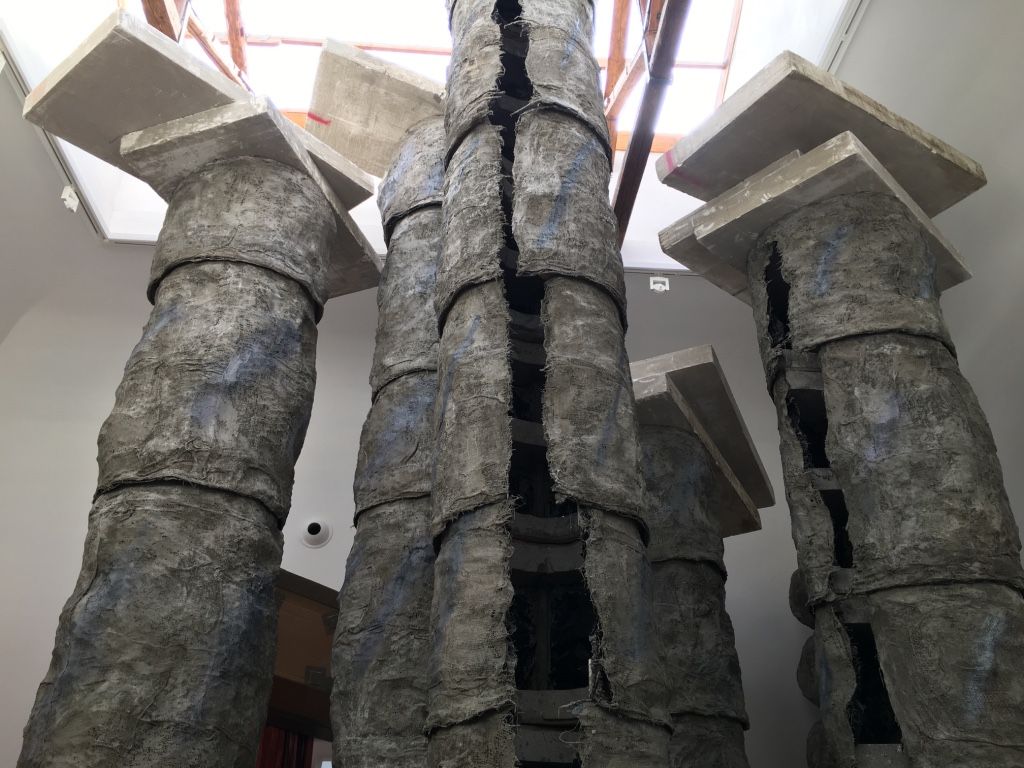 Phyllida Barlow, Folly at British Pavilion, photo 2