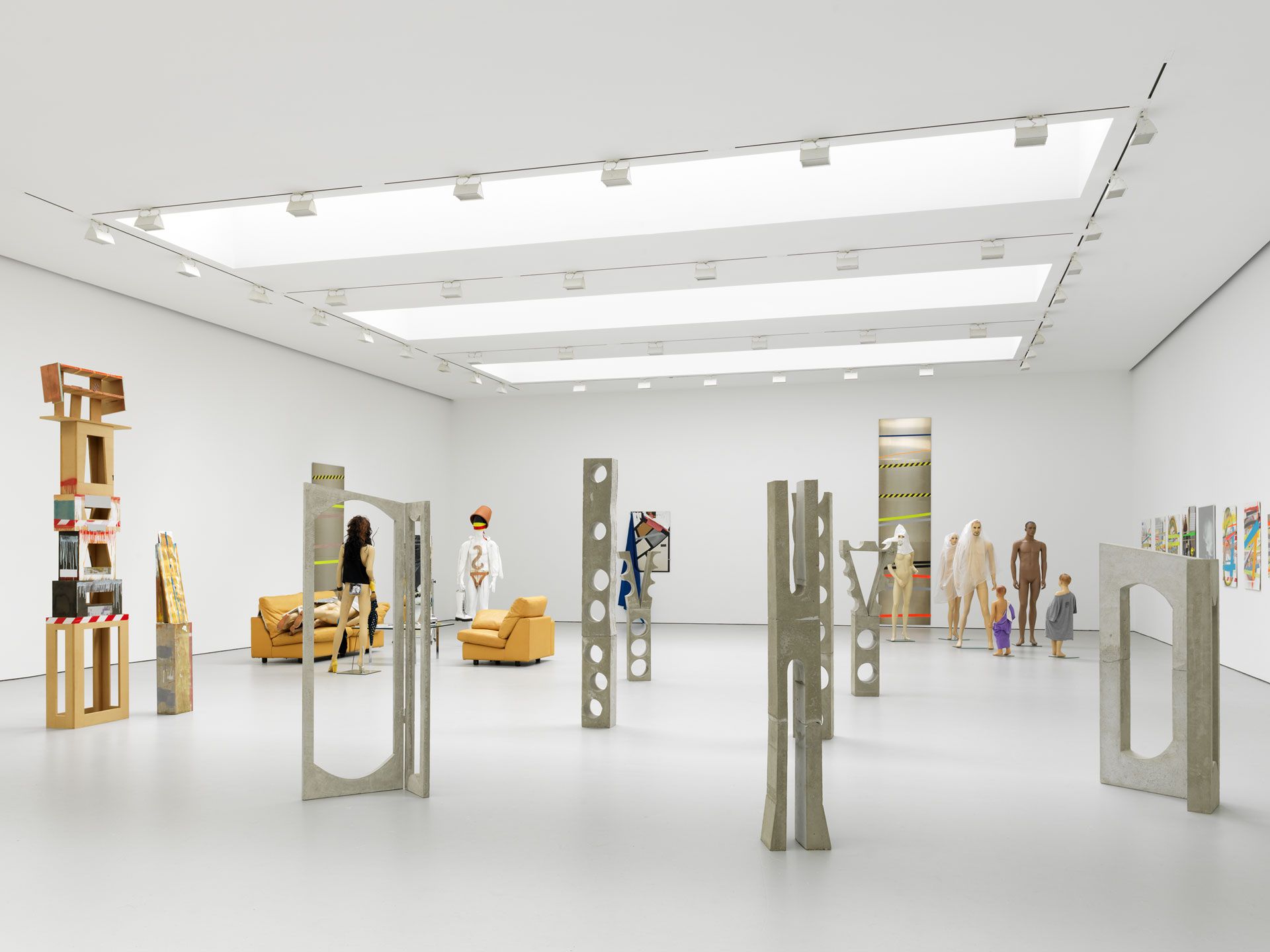 Isa Genzken, Sky Energy at David Zwirner, photo 2