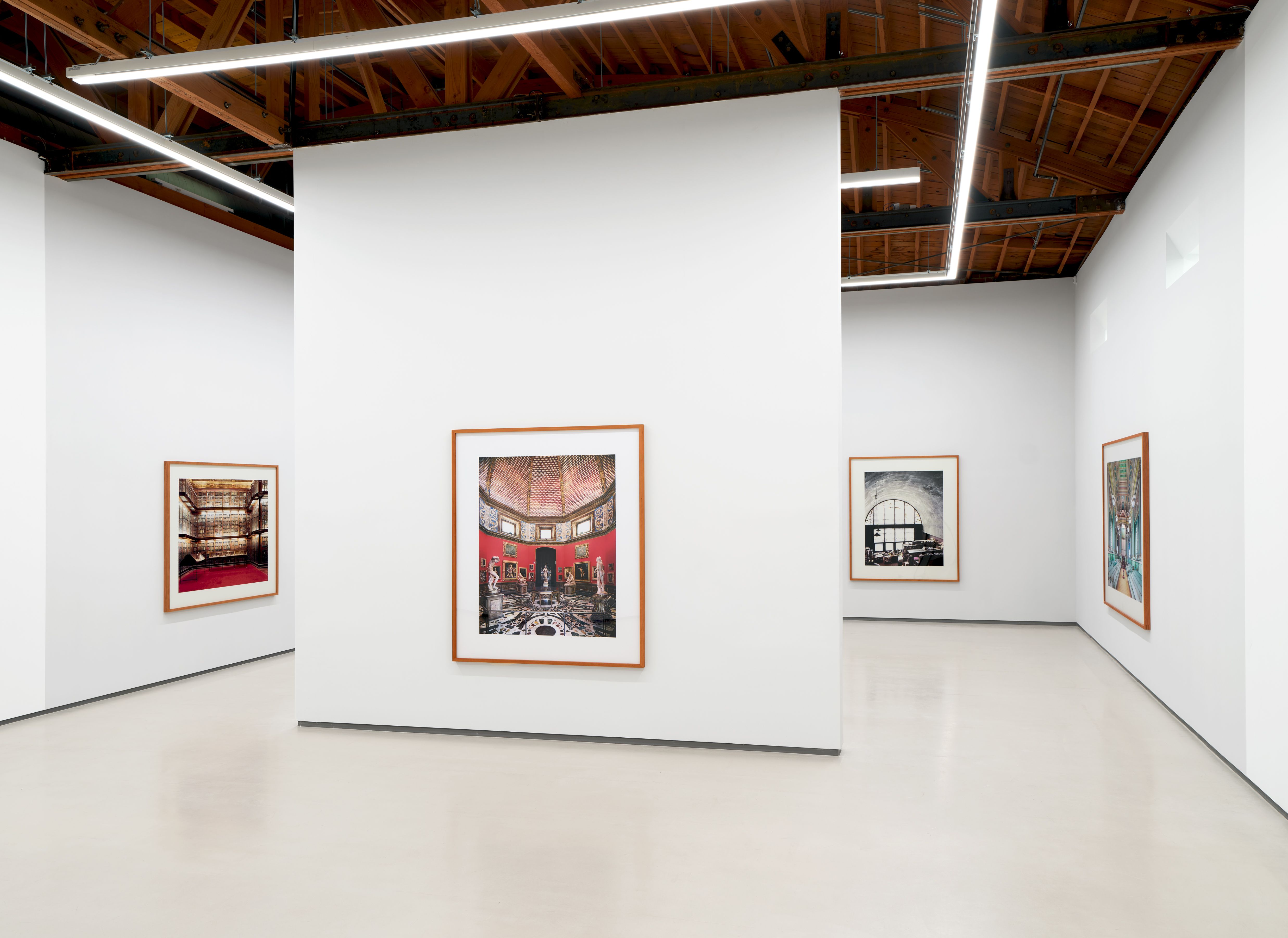 Candida Höfer, Europa/America at Sean Kelly, photo 7
