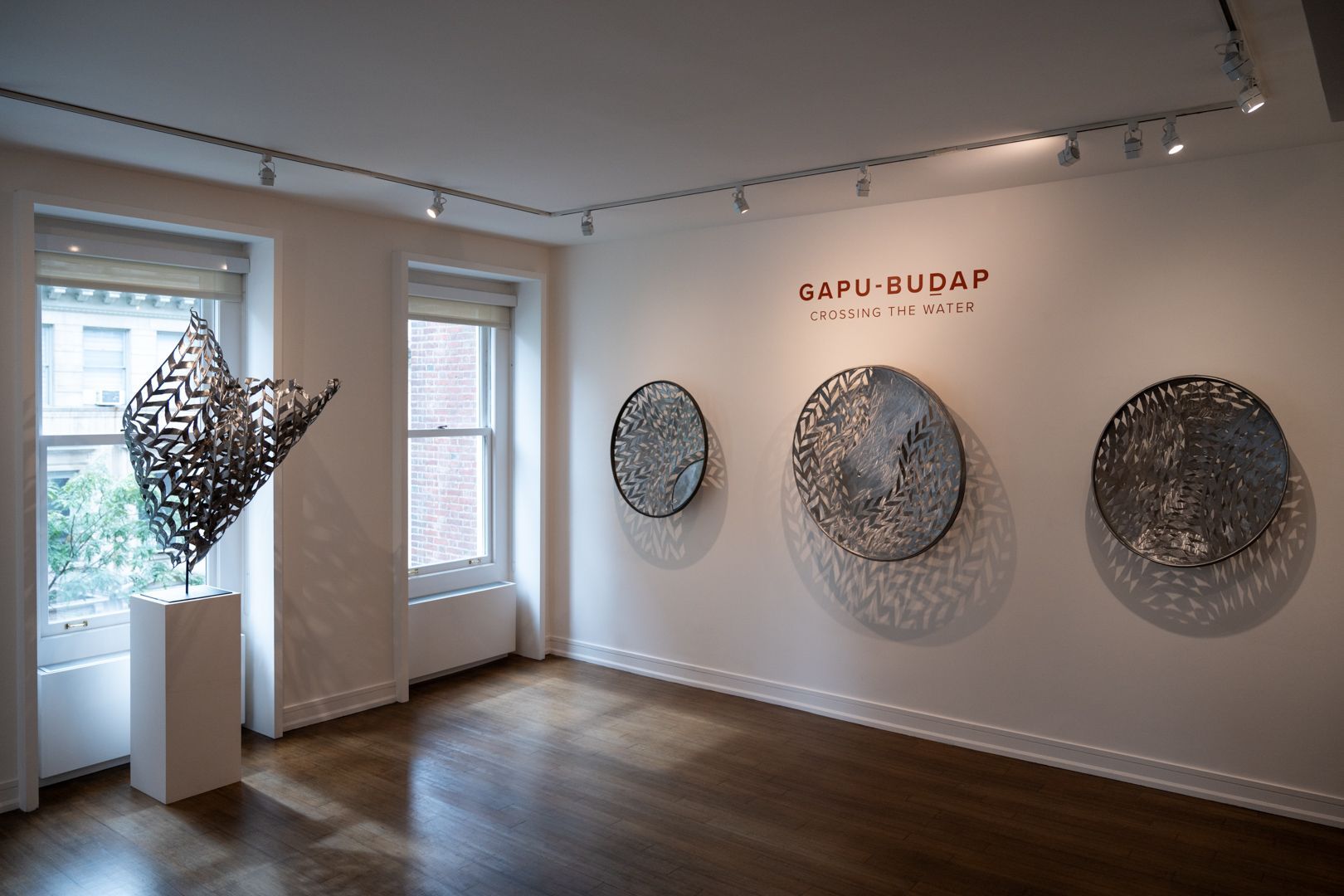 Gunybi Ganambarr, Gapu-Buḏap – Crossing the Water at D'Lan Contemporary, photo 5
