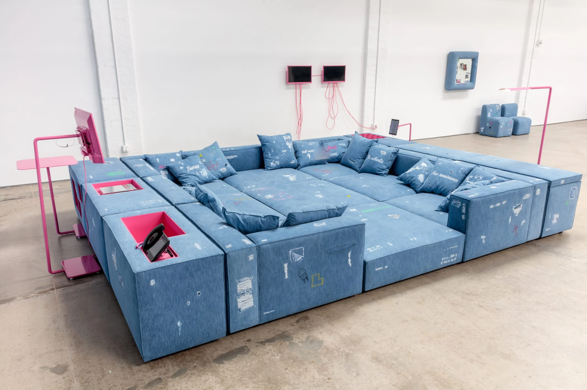 Harry Nuriev, Denim House at Carpenters Workshop Gallery, photo 2