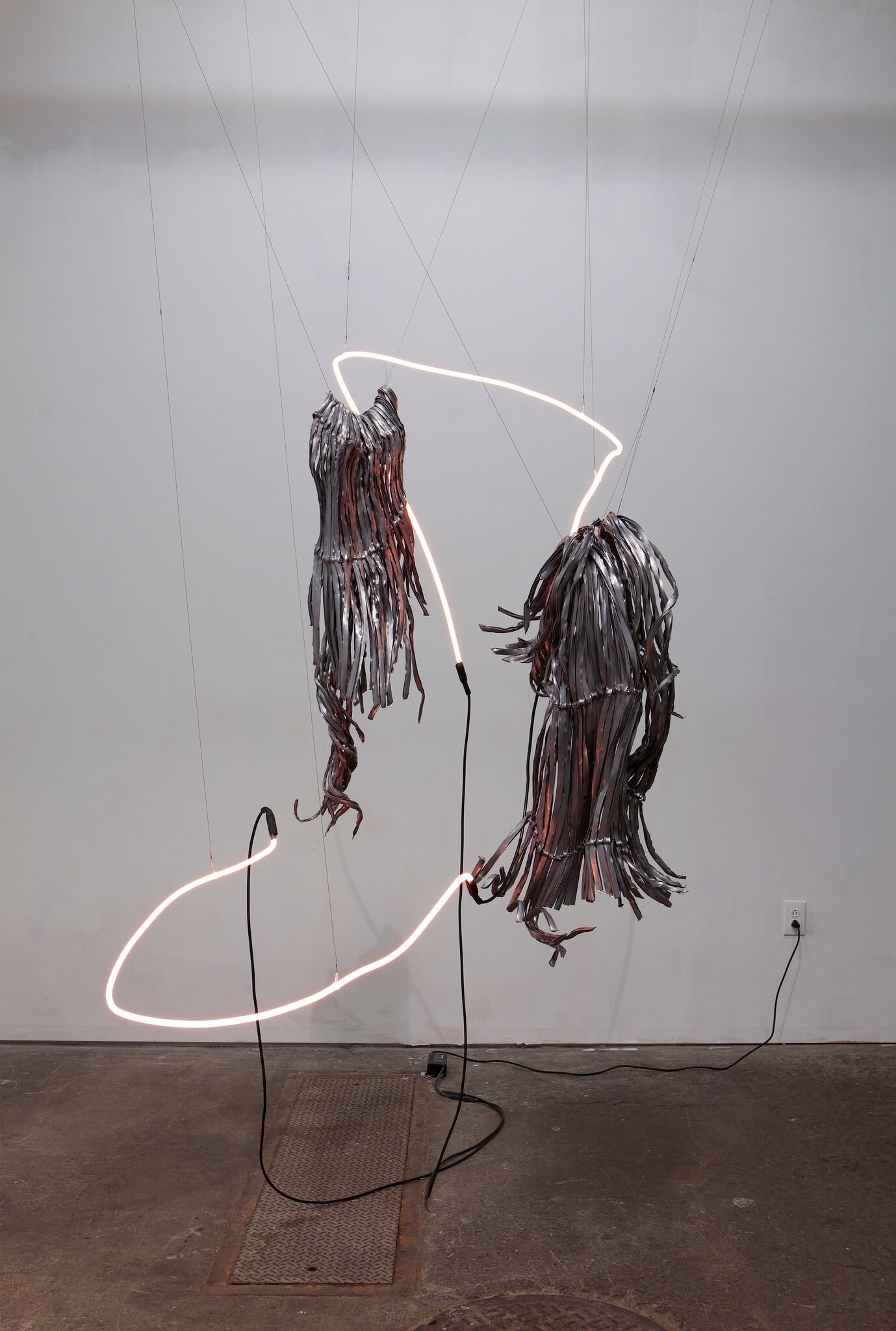 Carol Peligian, Of Body at False Flag, photo 9