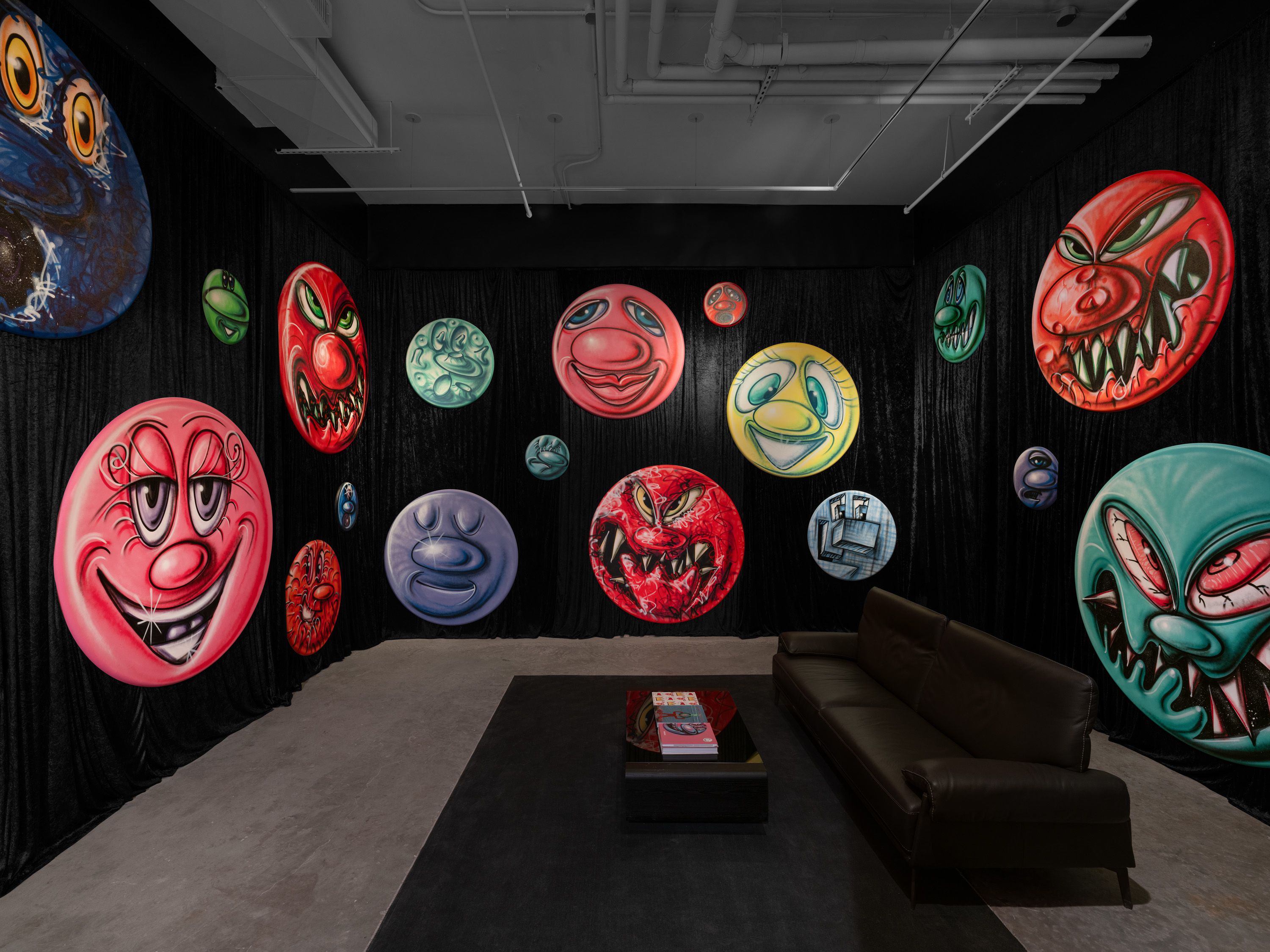 Kenny Scharf, Space Travel at 60 White, photo 3