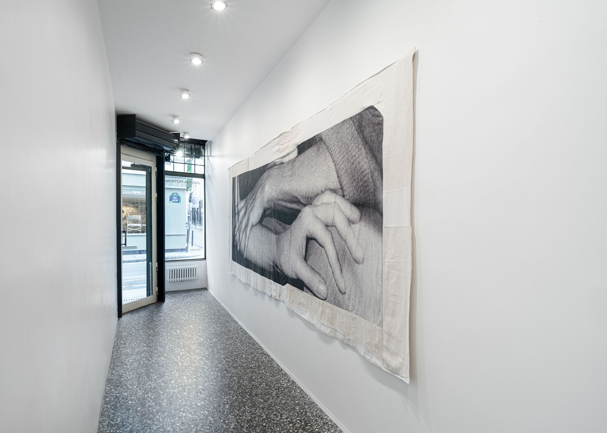 Joanna Piotrowska, A Place to Return at Zander Galerie, photo 9