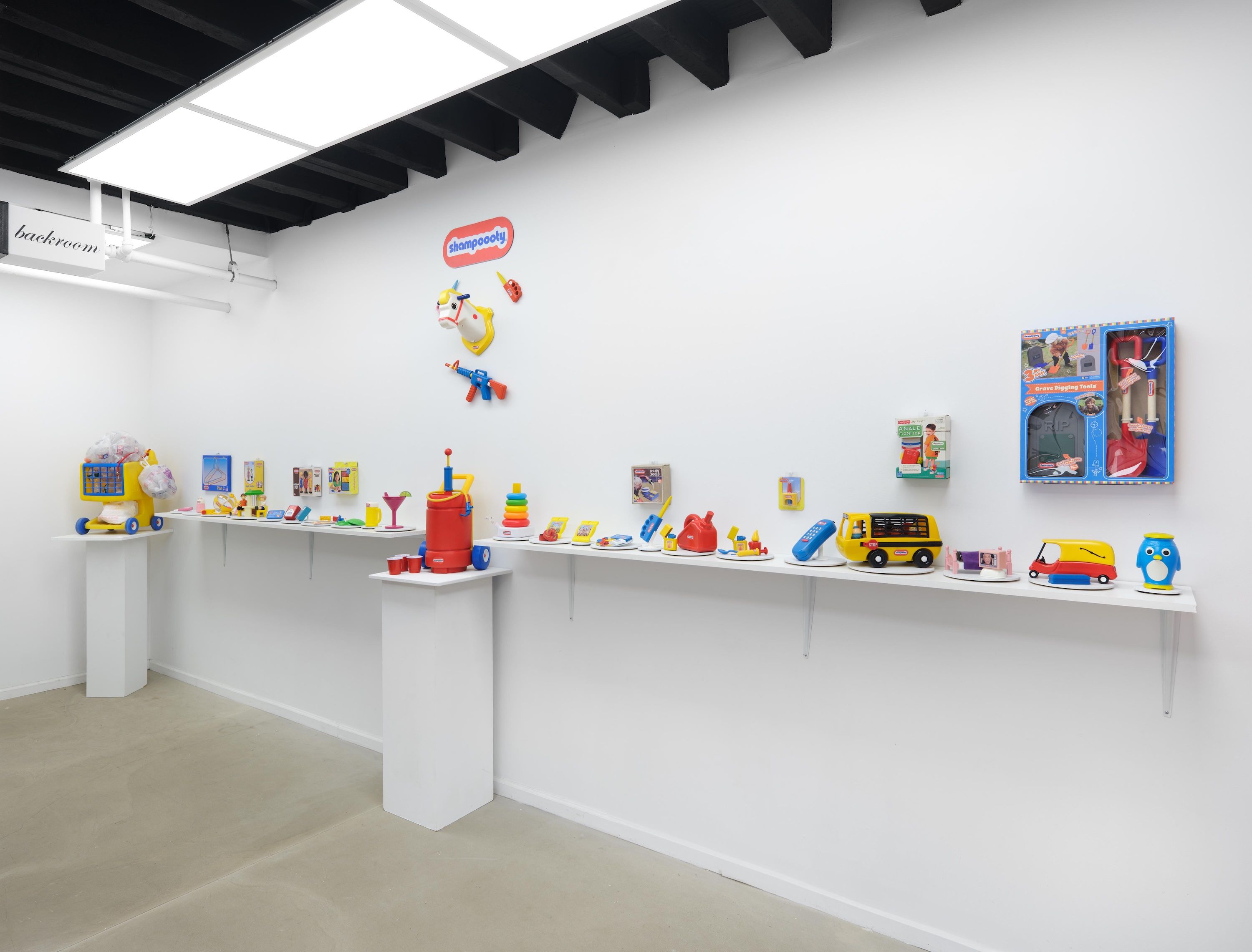 Shampoooty aka Andy Sahlstrom, Kids Toys, Adult Issues at Long Story Short, photo 8