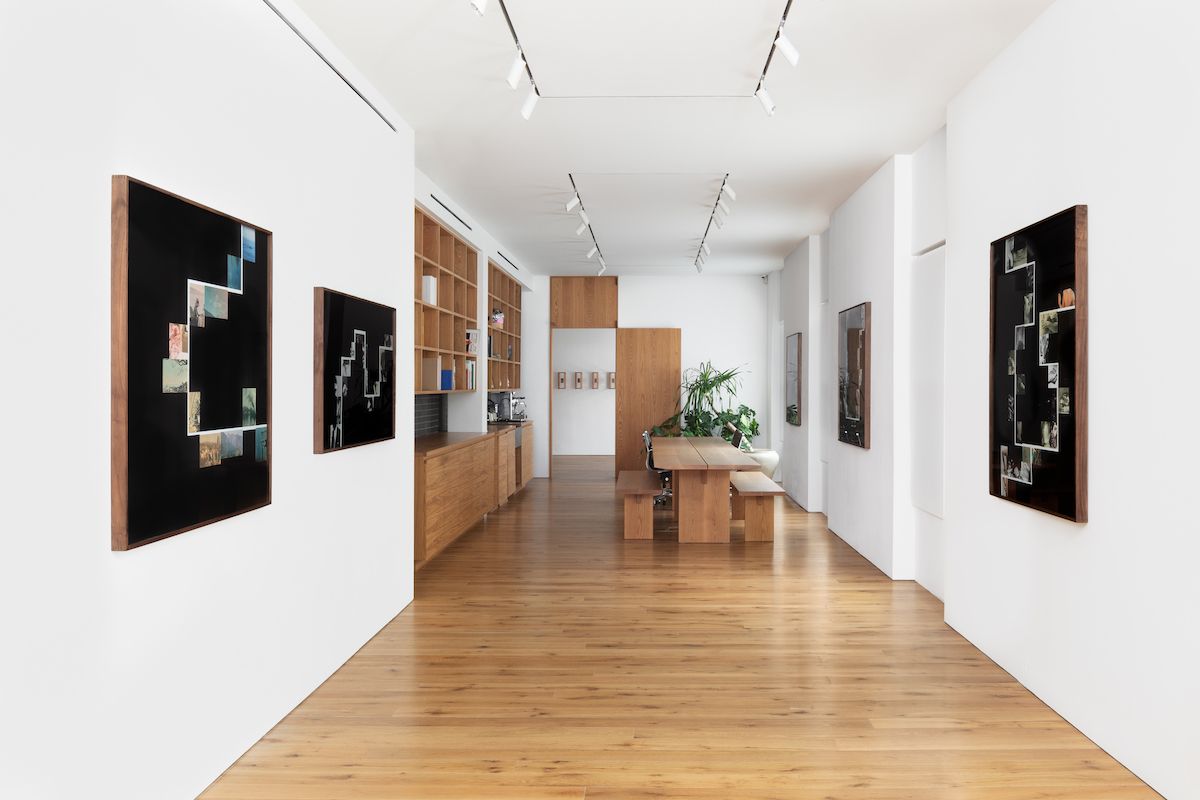 Iñaki Bonillas, Marginalia at Kurimanzutto, photo 2