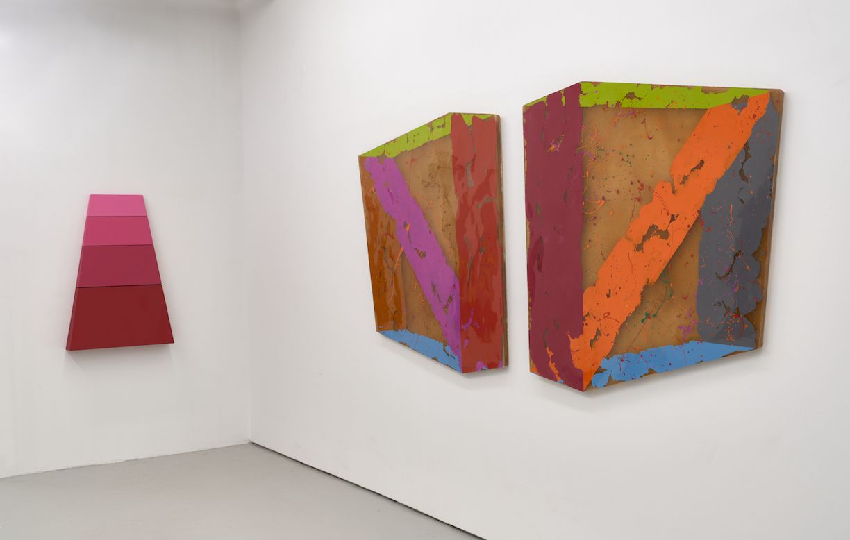 Ronald Davis, Paintings: 1960s Through 2010 at David Richard Gallery, photo 2