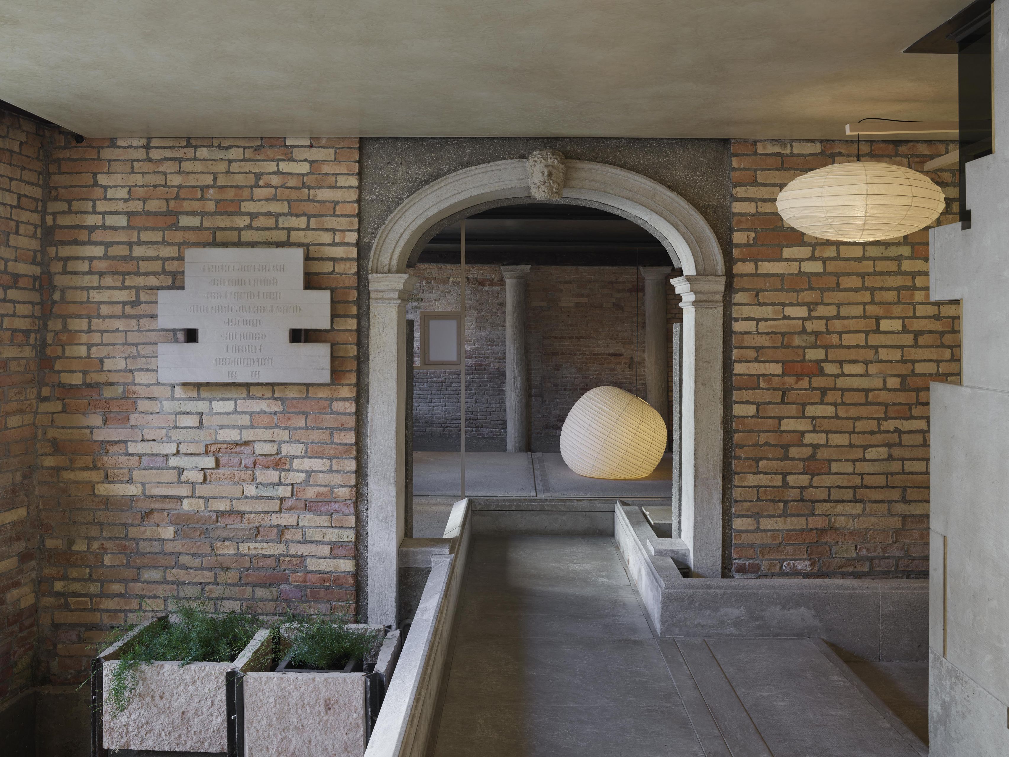 Danh Vo, Isamu Noguchi, Park Seo-Bo, image 11 of 14