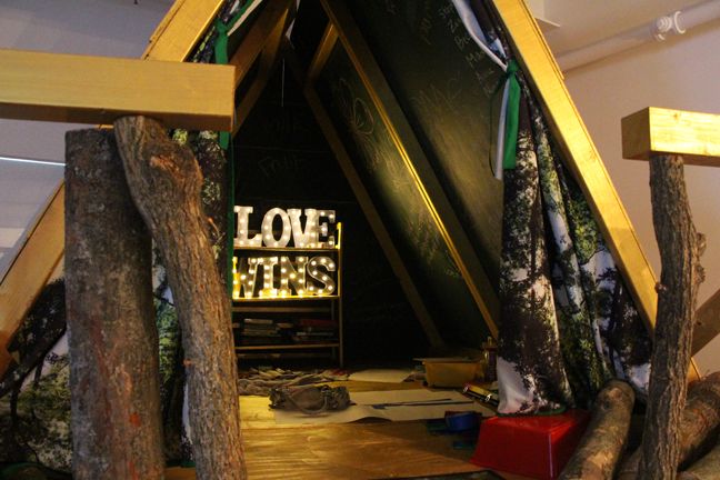 Marni Kotak, Treehouse at Microscope, photo 3