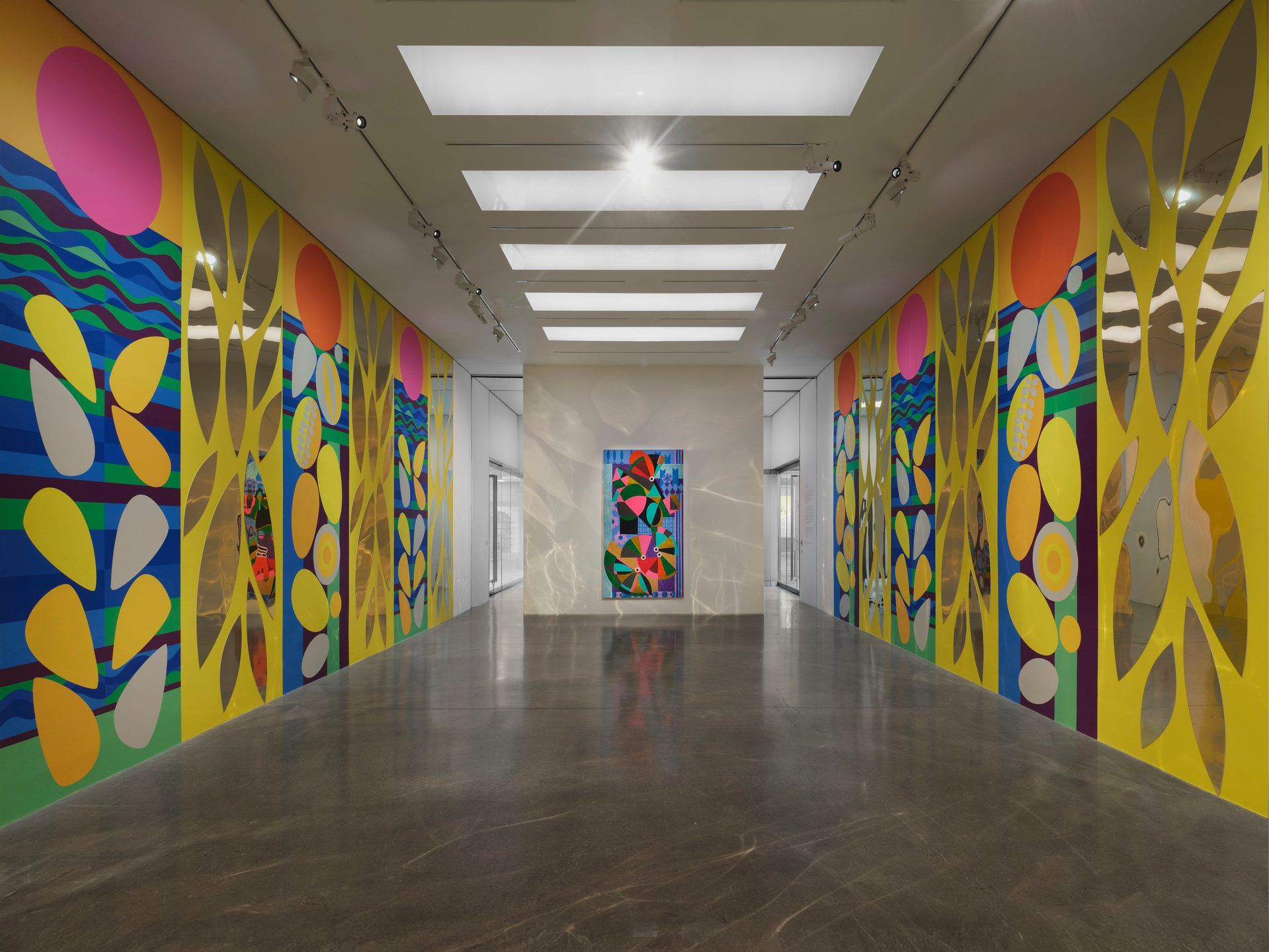Beatriz Milhazes, Além do Horizonte at White Cube, photo 3