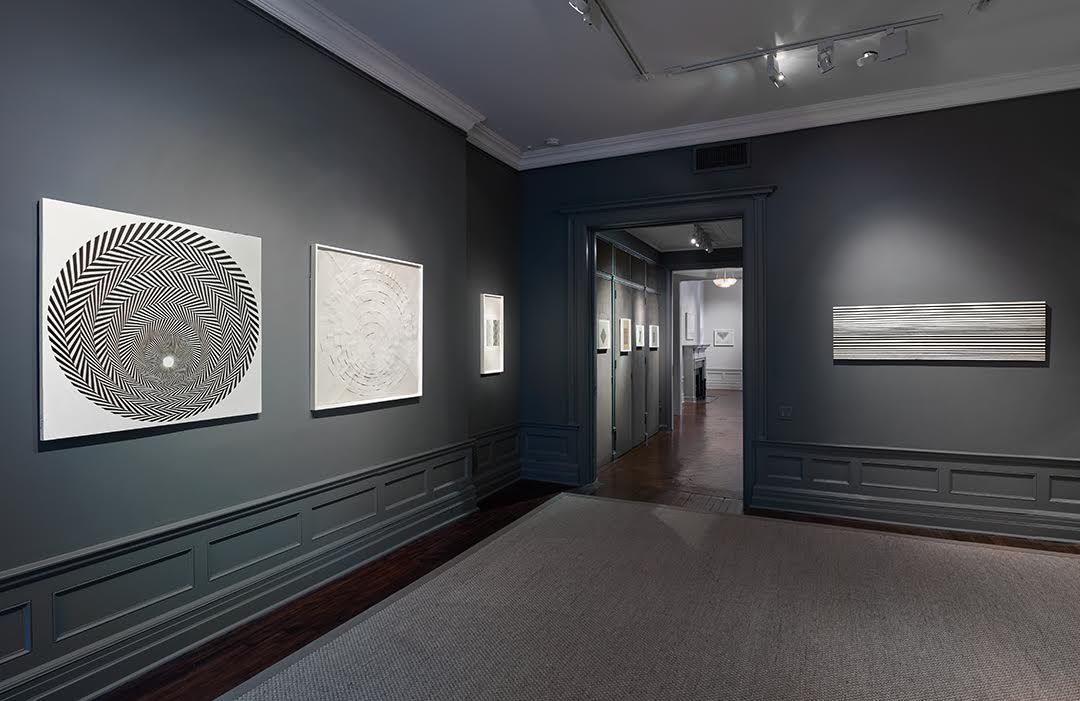 Bridget Riley, The Responsive Eye, Paintings and Drawings 1961-66 at Hazlitt Holland-Hibbert, photo 3