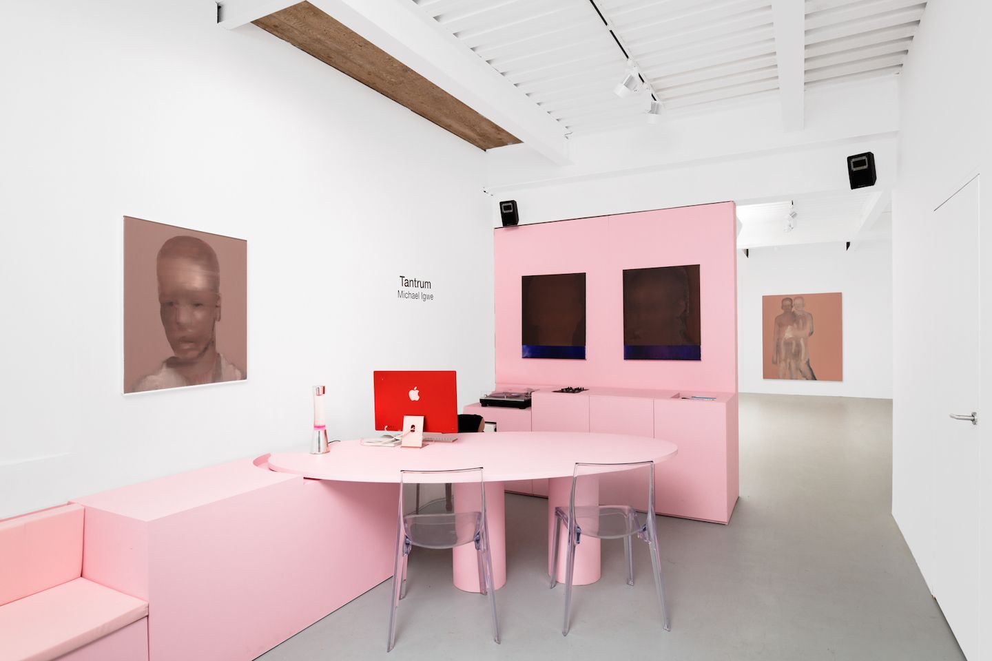 Michael Igwe, Tantrum at Superzoom, photo 8