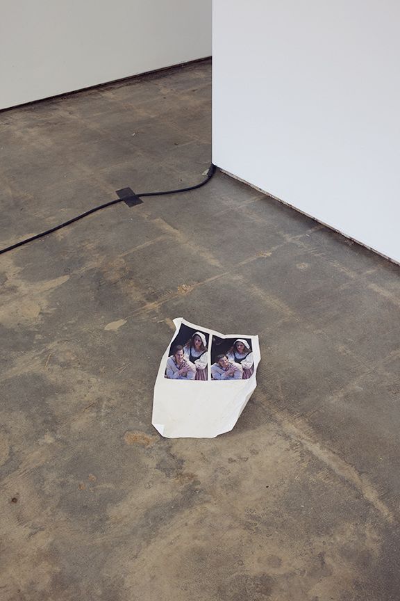 Phil Davis, Never at Phil Gallery, photo 6