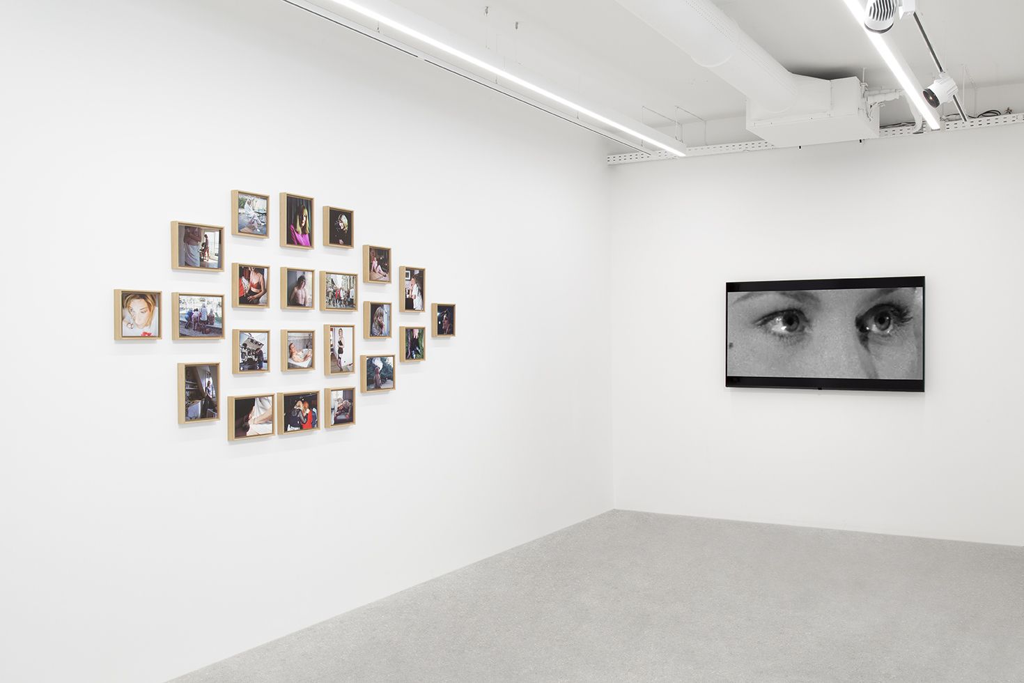 Zoé Bernardi, I Wanna Be Loved by You at Mennour, photo 2
