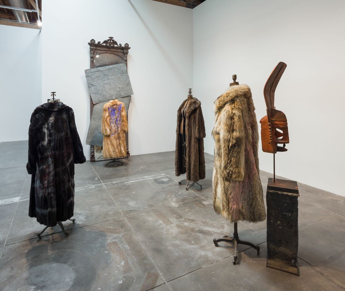 David Hammons, David Hammons at Hauser & Wirth, photo 6