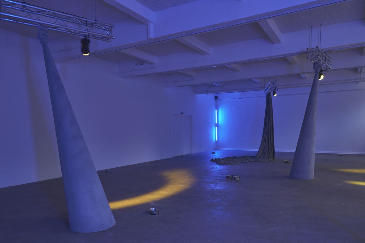 Nikita Gale, In a Dream You Climb the Stairs at Chisenhale Gallery, photo 2