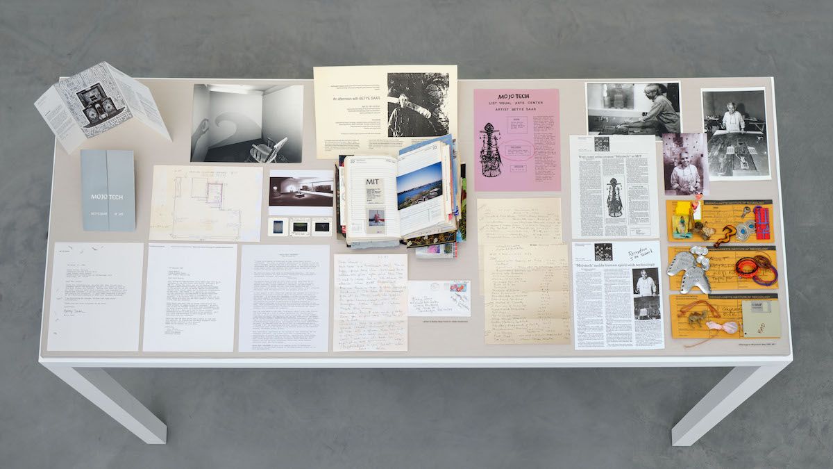 Betye Saar, Mojotech at Roberts Projects, photo 13