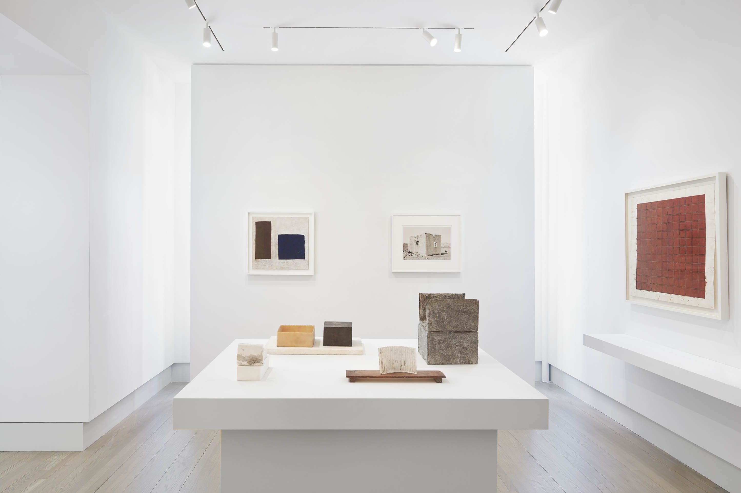 Richard Fleischner, Witness Mark at Helwaser Gallery, photo 2
