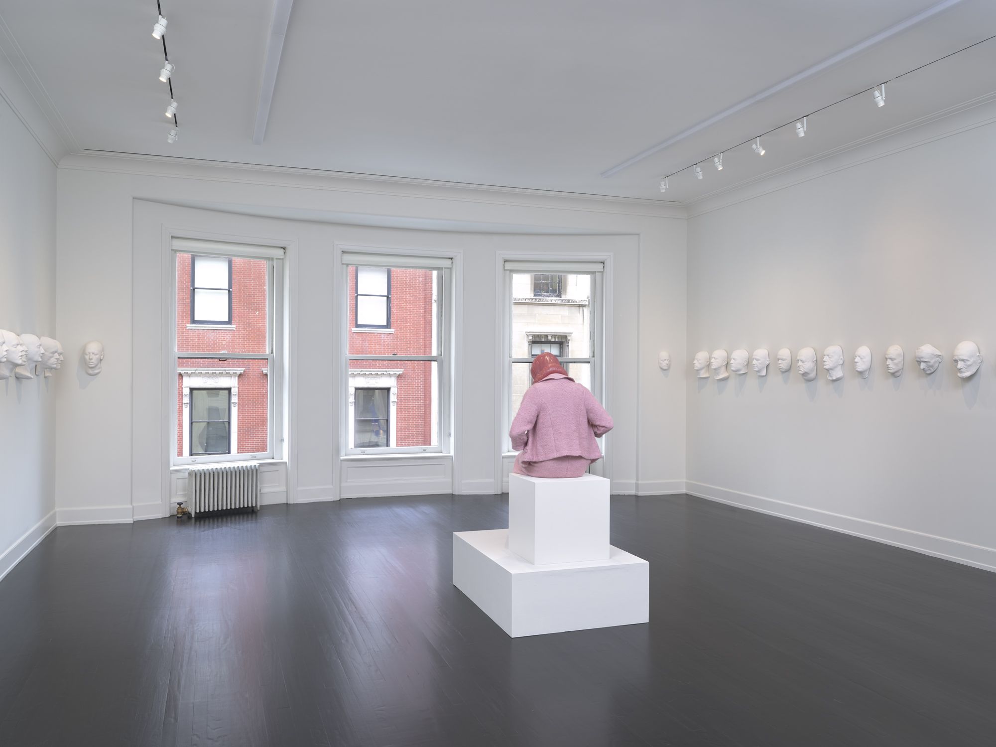 Keith Edmier, Mother Mold at Petzel, photo 3