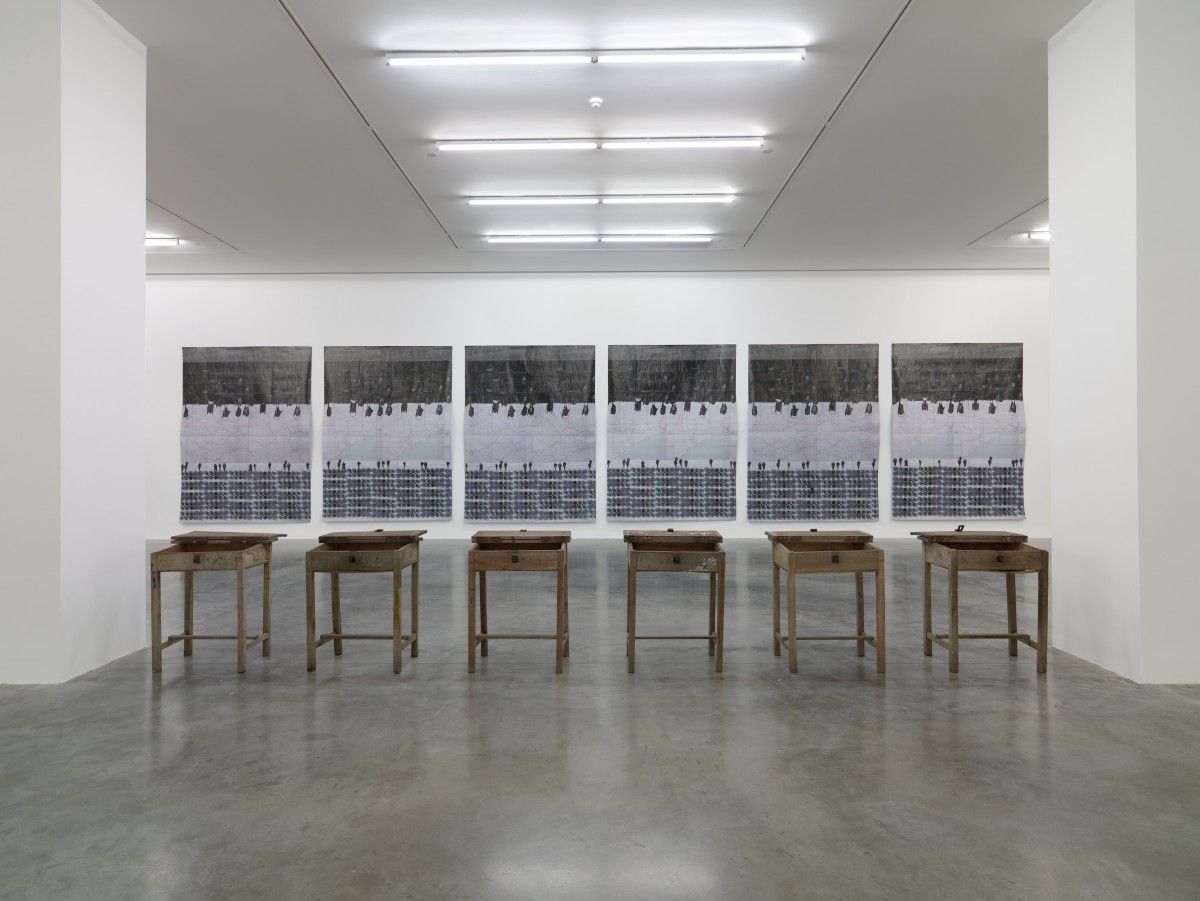 Ibrahim Mahama, Lazarus at White Cube, photo 5