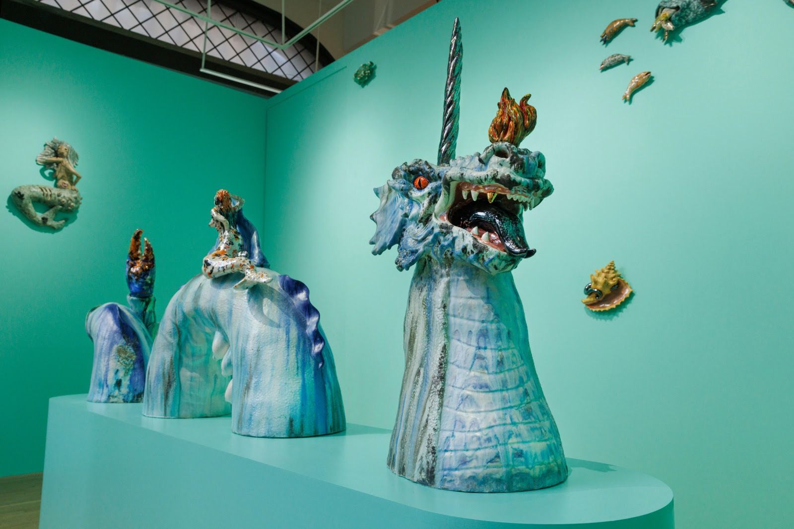 Roxanne Jackson, Unknown Giants at Anton Kern Window, photo 2