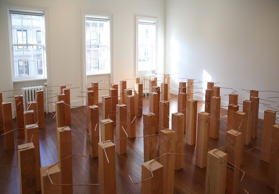Kishio Suga, Kishio Suga at Blum & Poe, photo 4