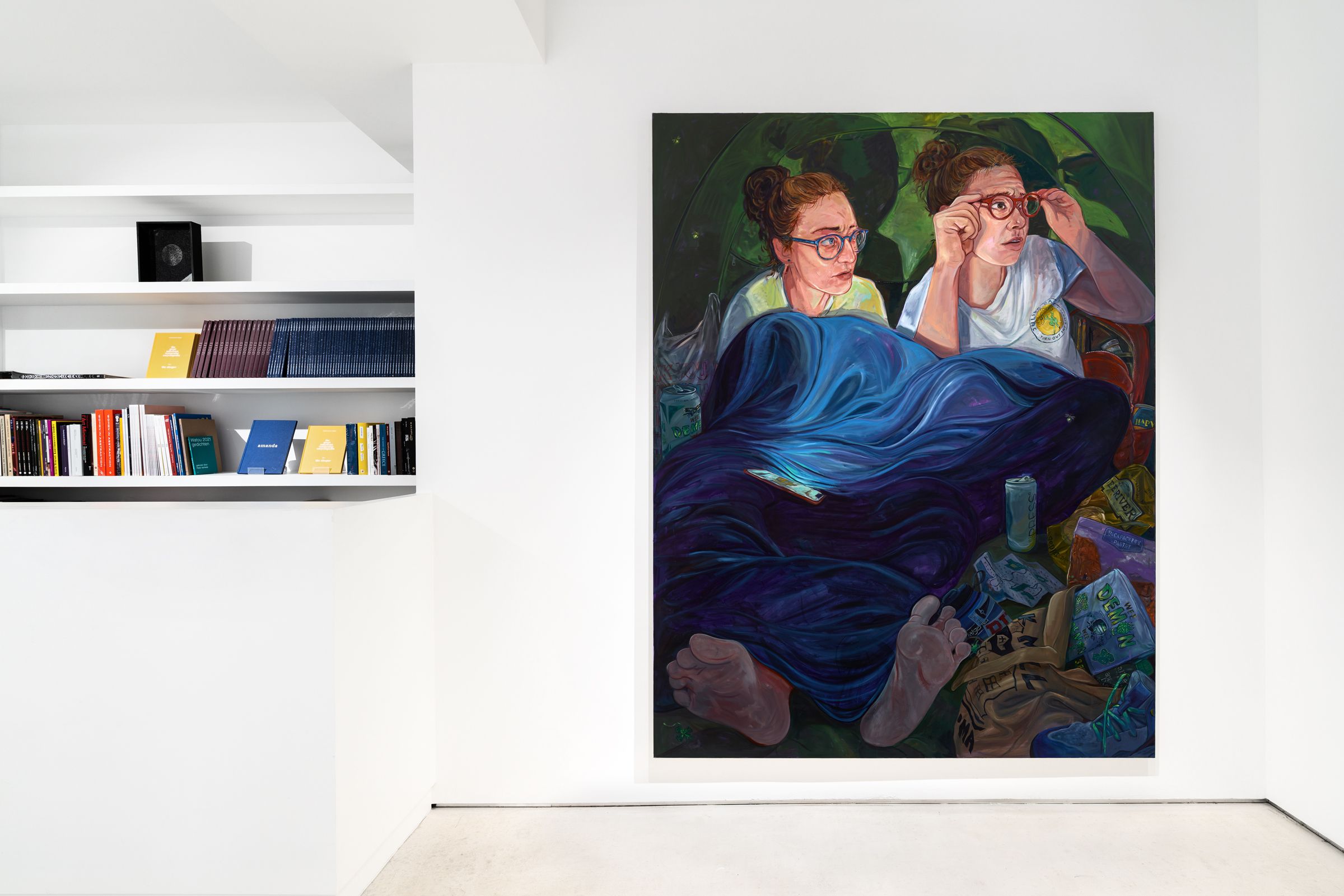 Rebecca Ness, Stepping Out at Marguo, photo 9