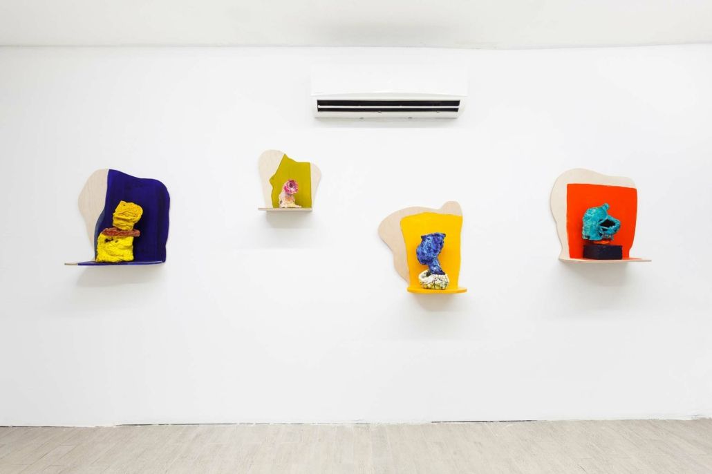 Francie Bishop Good, Hanging on a Ledge at Dimensions Variable, photo 5