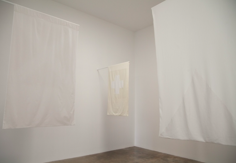 Rosha Yaghmai, Easy Journey to Other Planets at Kayne Griffin Corcoran, photo 3