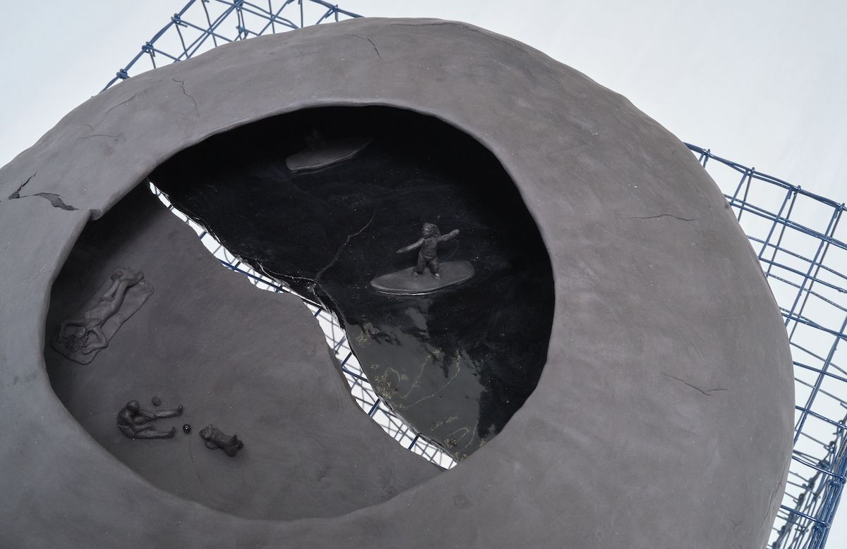 Elizabeth Jaeger, Holes at Jack Hanley, photo 6