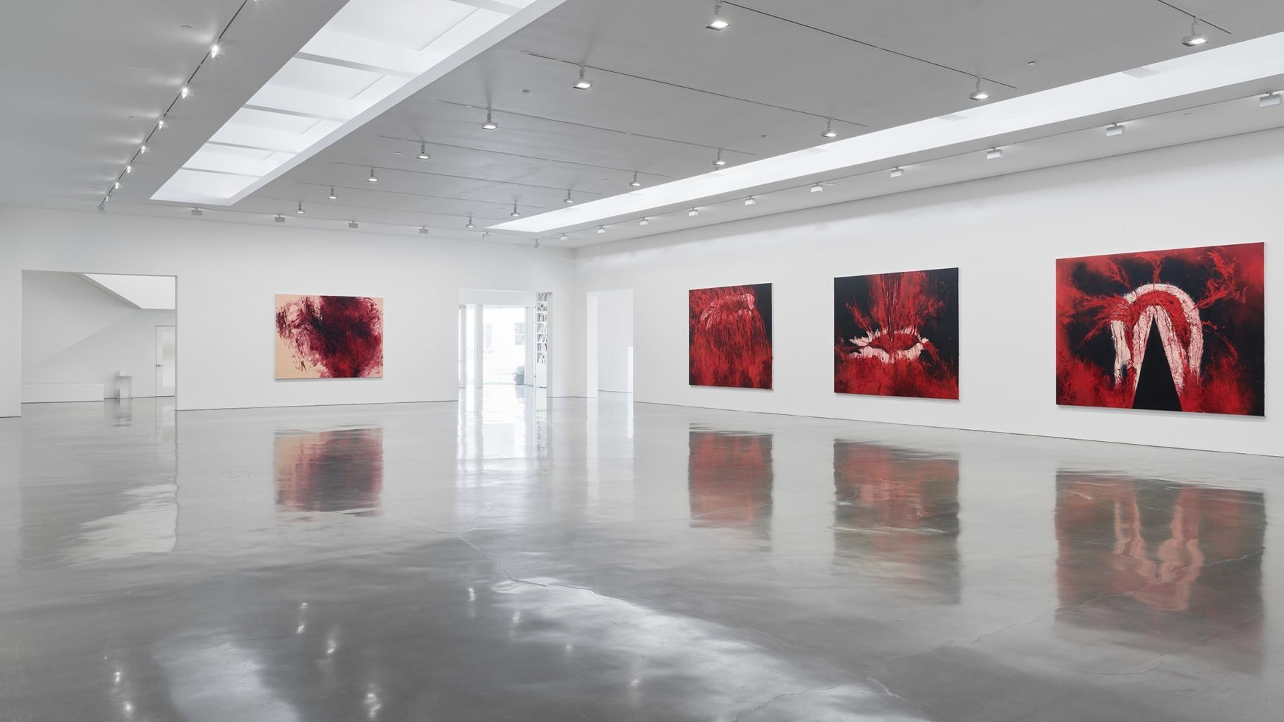 Anish Kapoor, Anish Kapoor at Regen Projects, photo 2