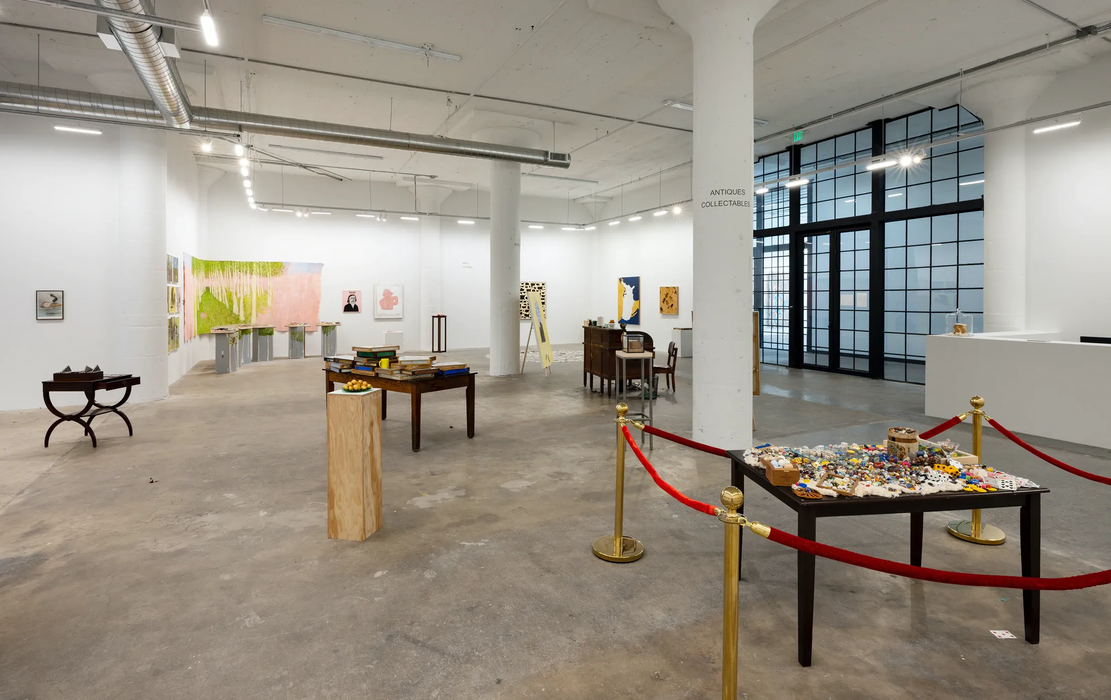Kim Dingle, Pudgey Pomona Presents at Vielmetter, photo 6