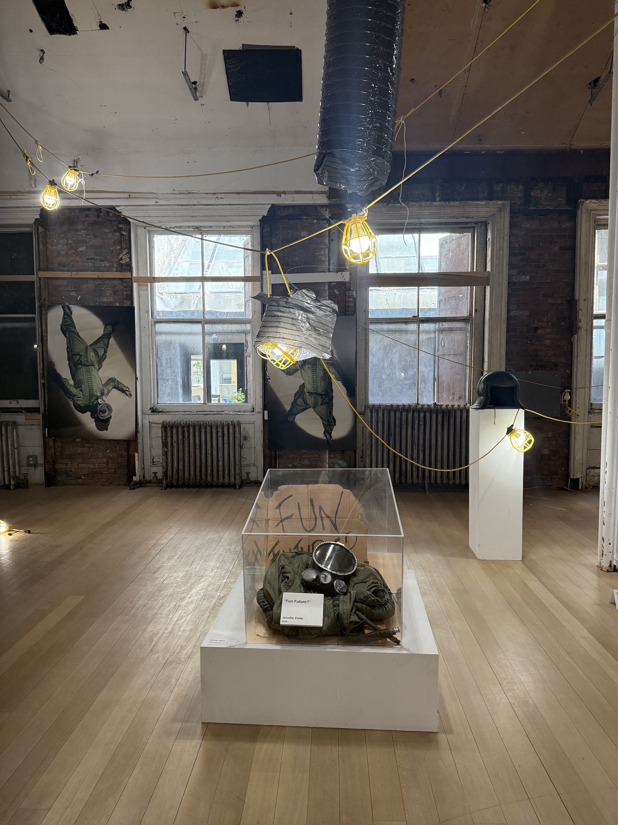 Jennifer Elster, image 13 of 18