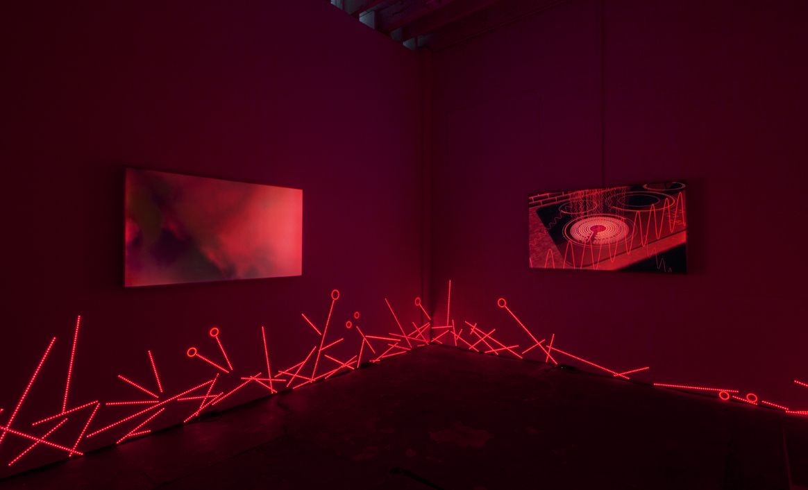 Gregory Kalliche, Hidden Hiss at Signal, photo 5