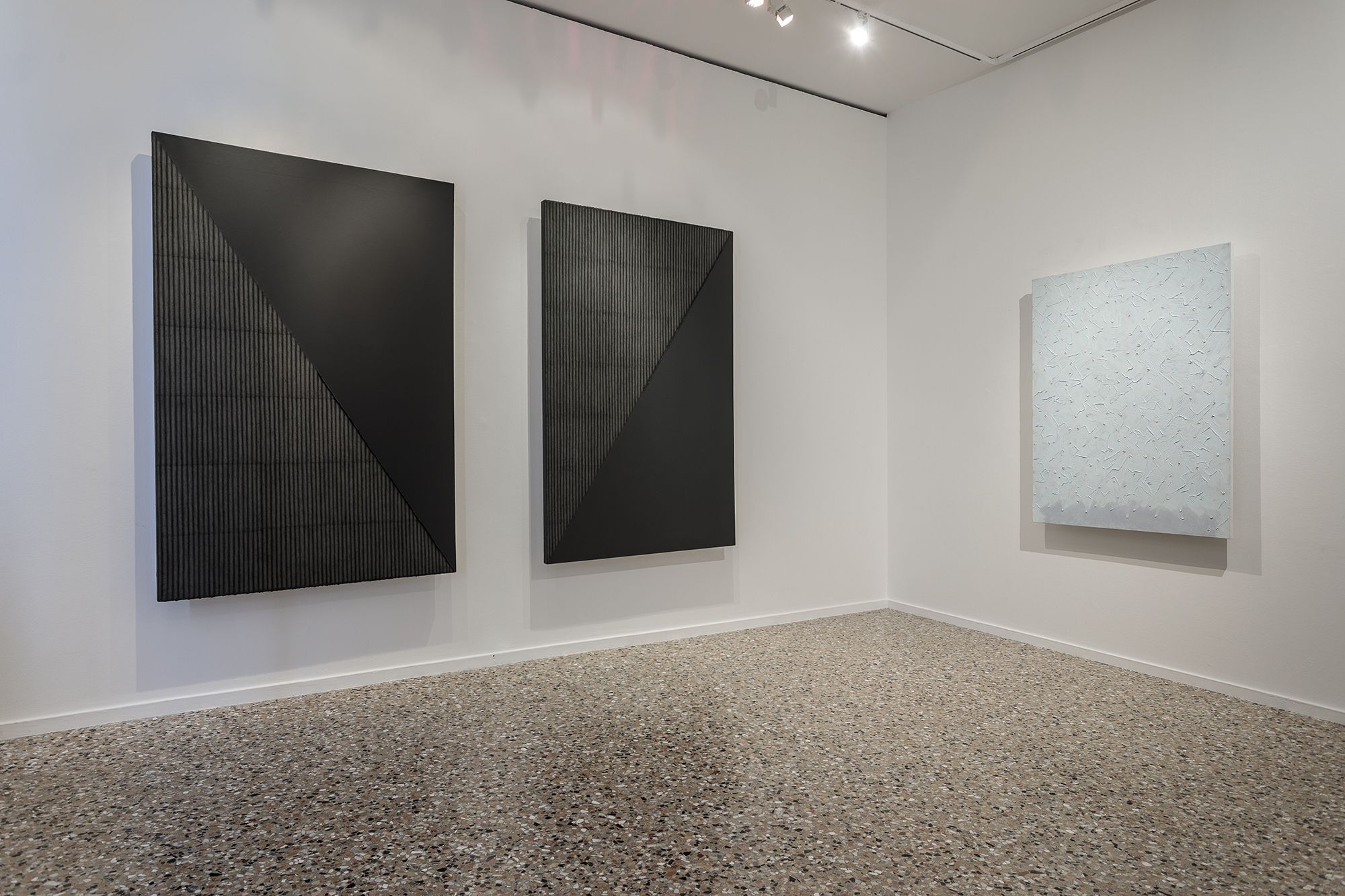 Danh Vo, Isamu Noguchi, Park Seo-Bo, image 10 of 14