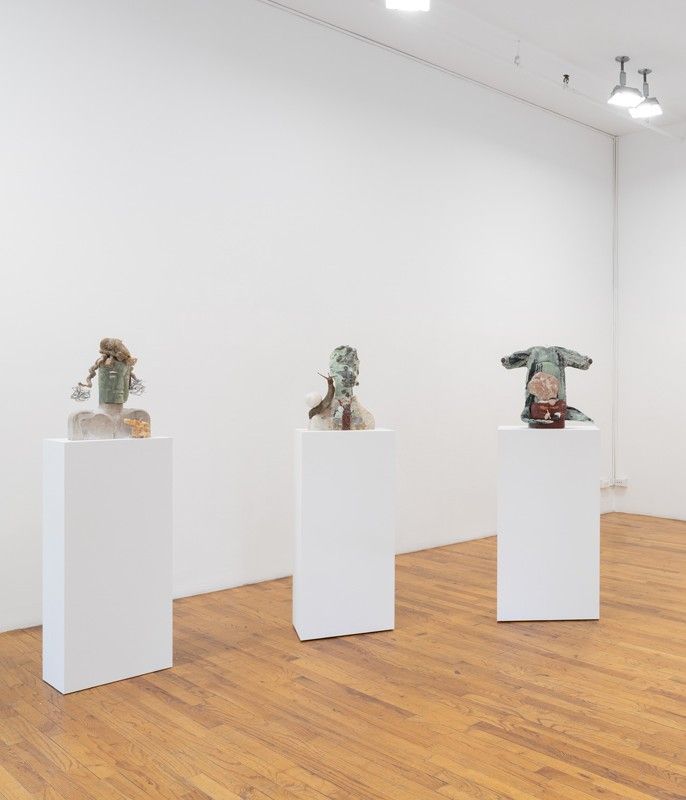 Wang Xu, Weathering at 47 Canal, photo 2