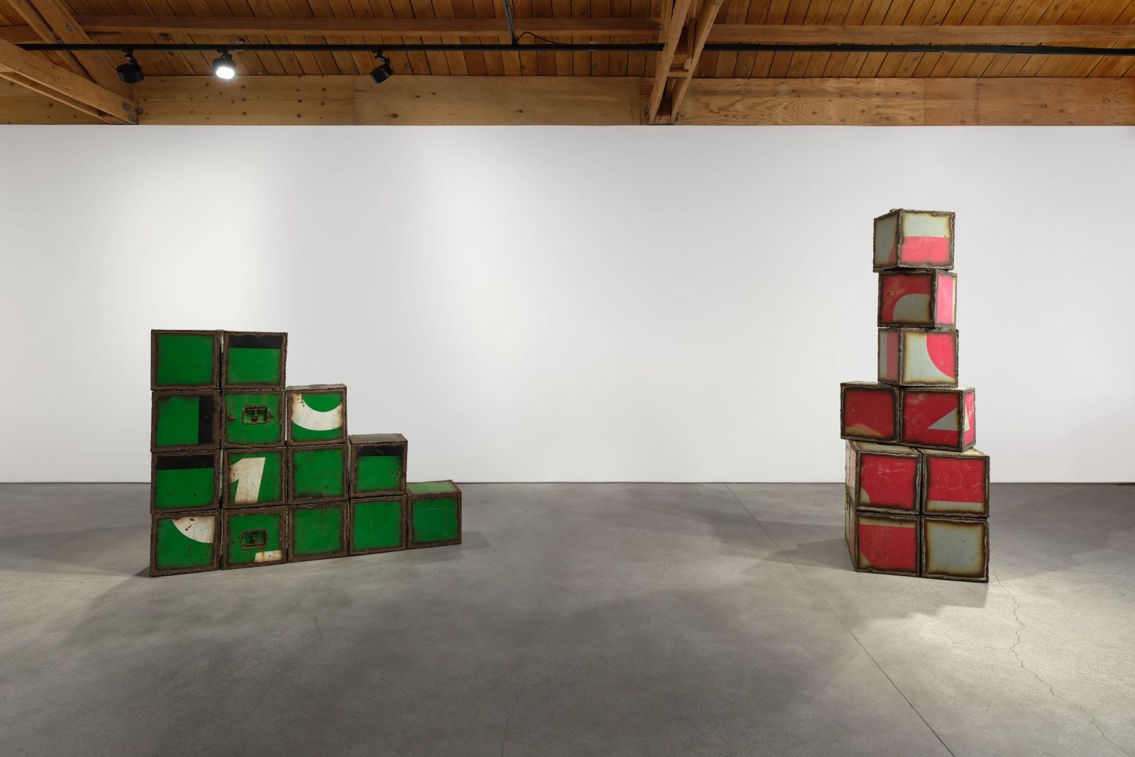 Marianne Vitale, Blowing Robots at The Journal Gallery, photo 3