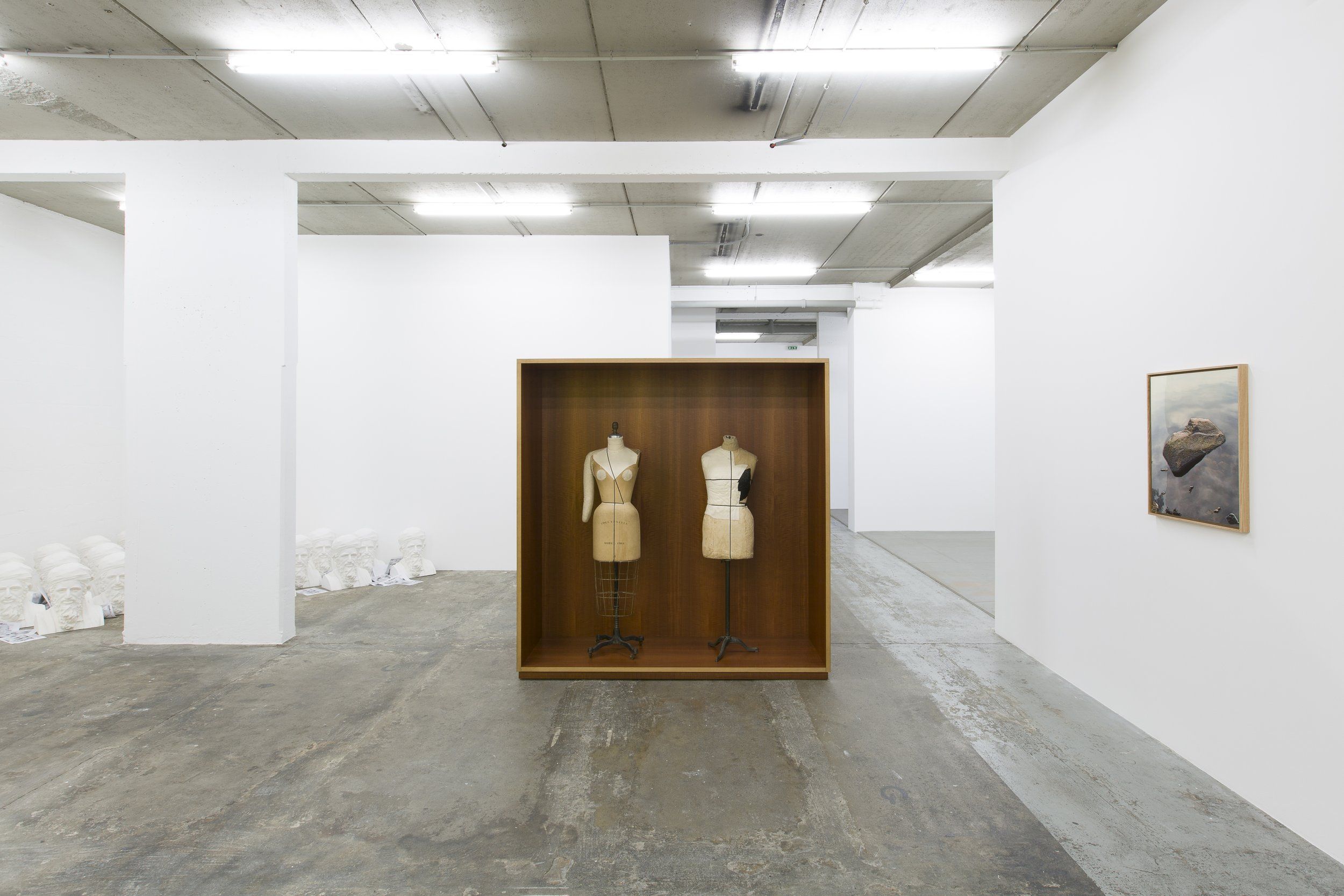 Méfiez-Vous de la Réalité, Méfiez-Vous de la Réalité at Laurent Godin, photo 2