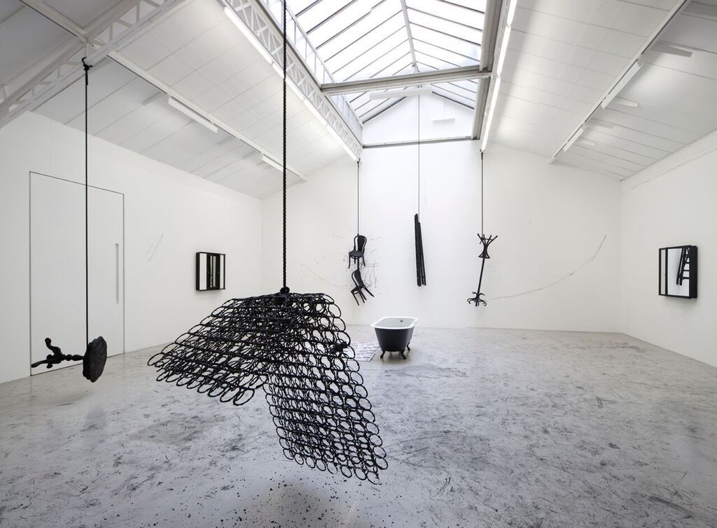 Robin Rhode, Force Of Circumstance at Mennour, photo 5