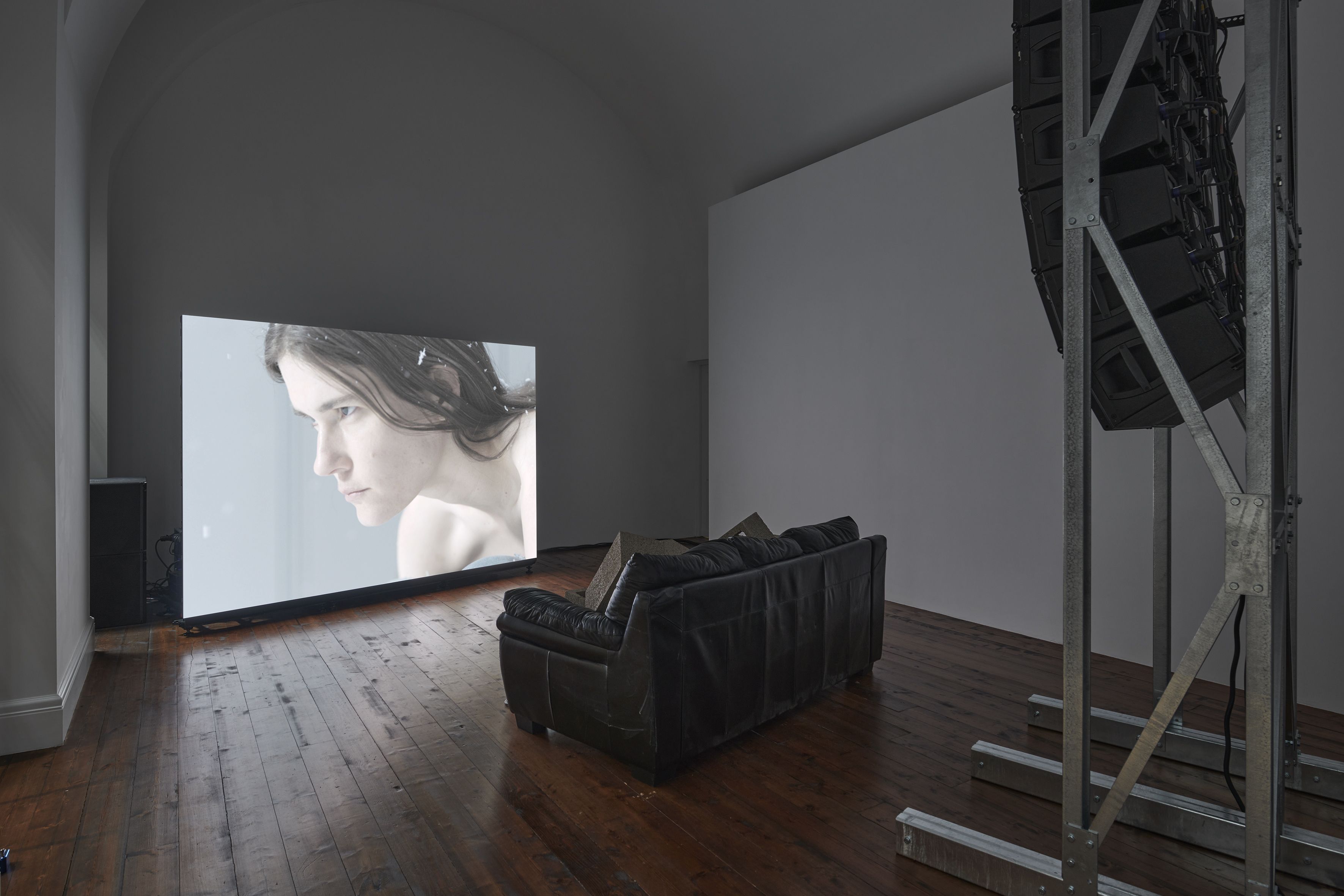Anne Imhof, Avatar II at Sprüth Magers, photo 8