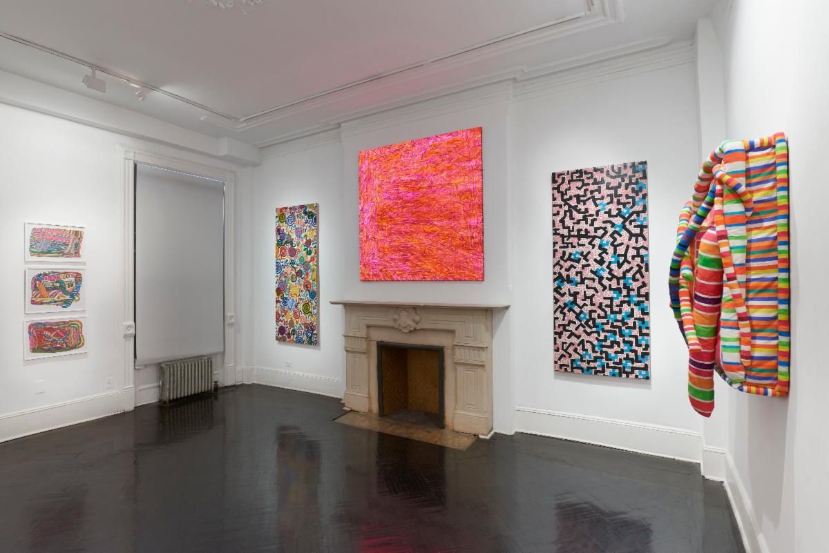 Marta Minujín, A Survey at Henrique Faria, photo 2