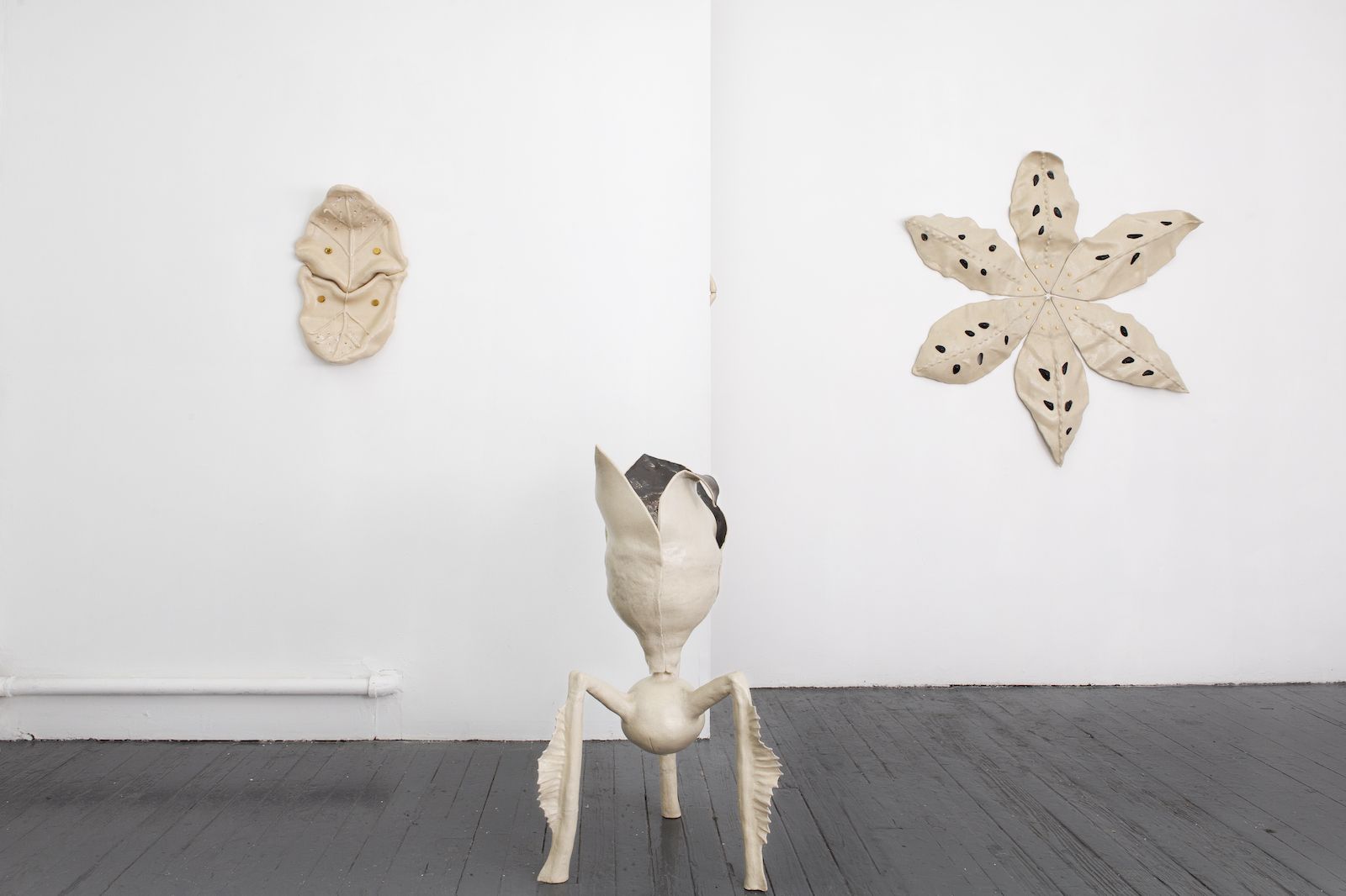 Alison Kudlow, Defensive Strategies for Tender Objects at Deanna Evans Projects, photo 3