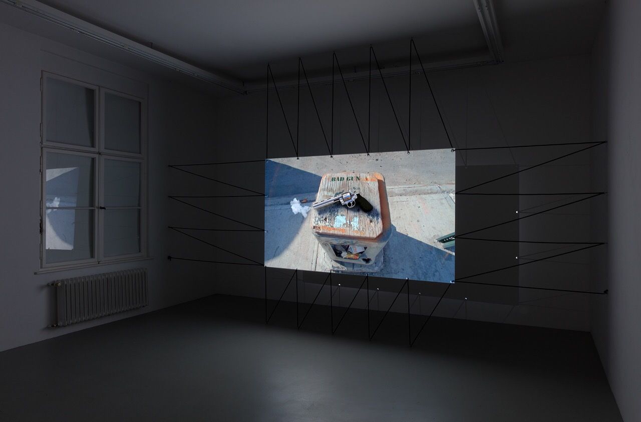 Micah Hesse, Shampaigne at Neumeister Bar-Am, photo 2