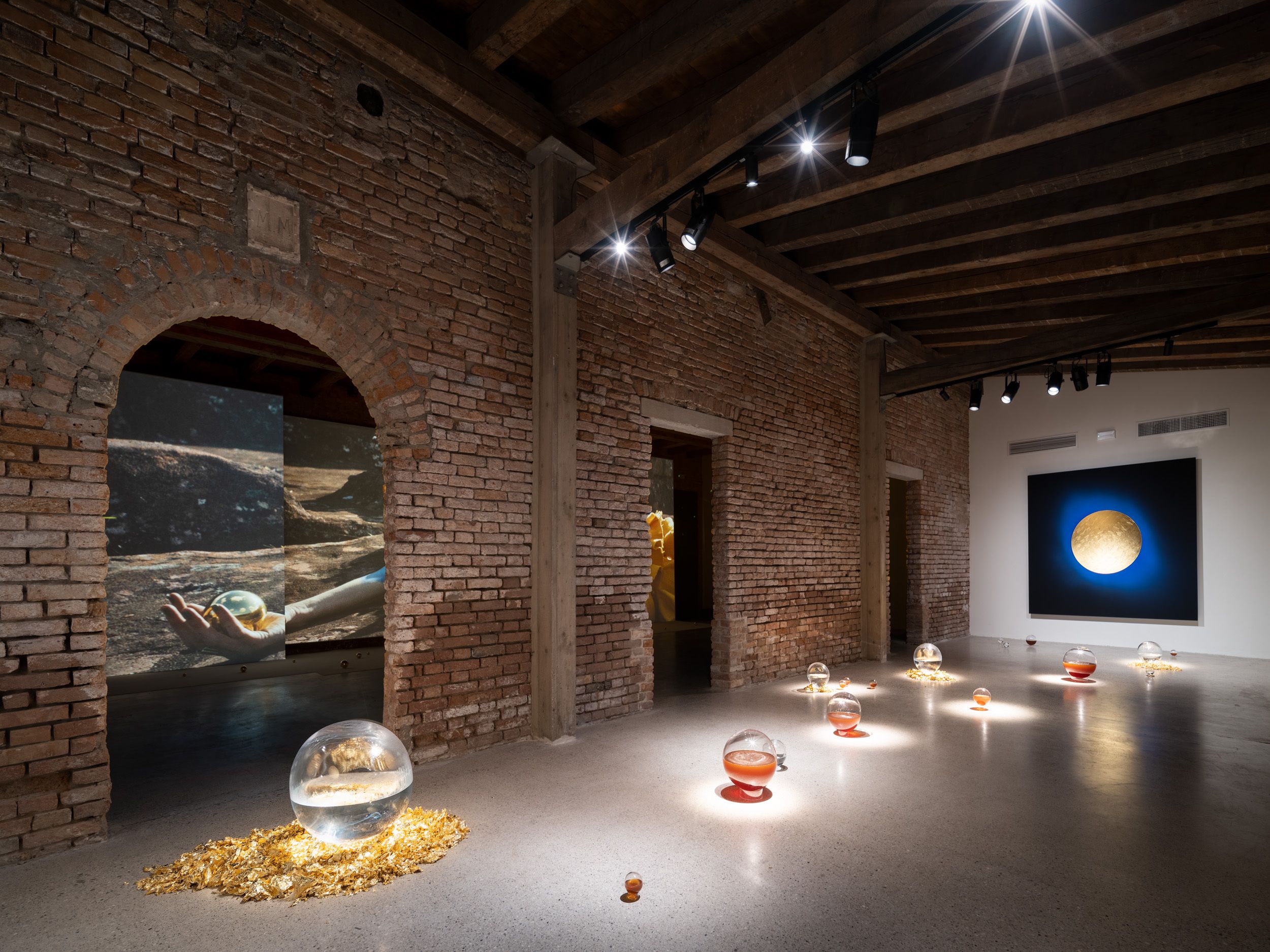 Lita Albuquerque, Liquid Light at Olivolo, photo 4