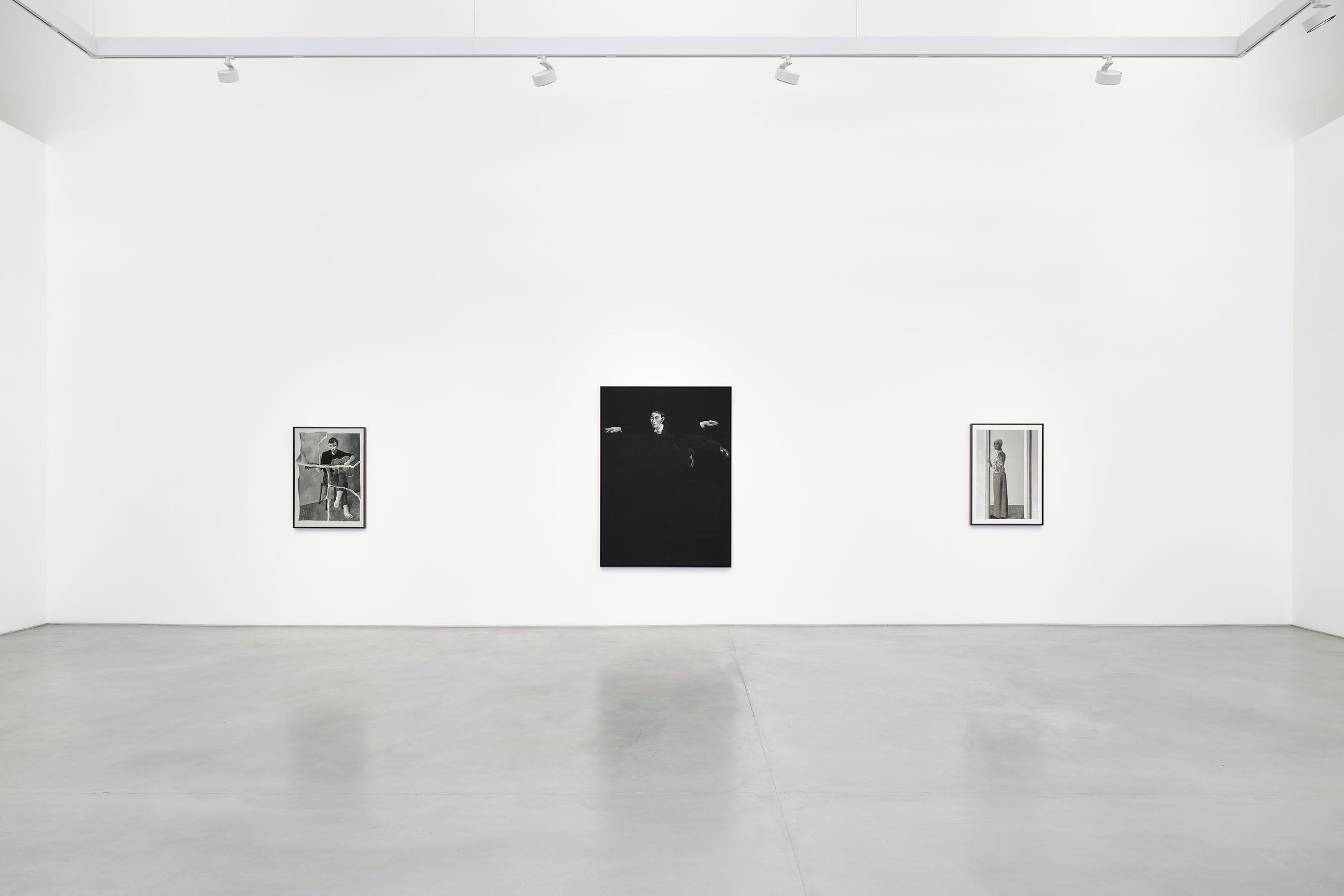 Lenz Geerk, Schwarzweiß at Roberts Projects, photo 4