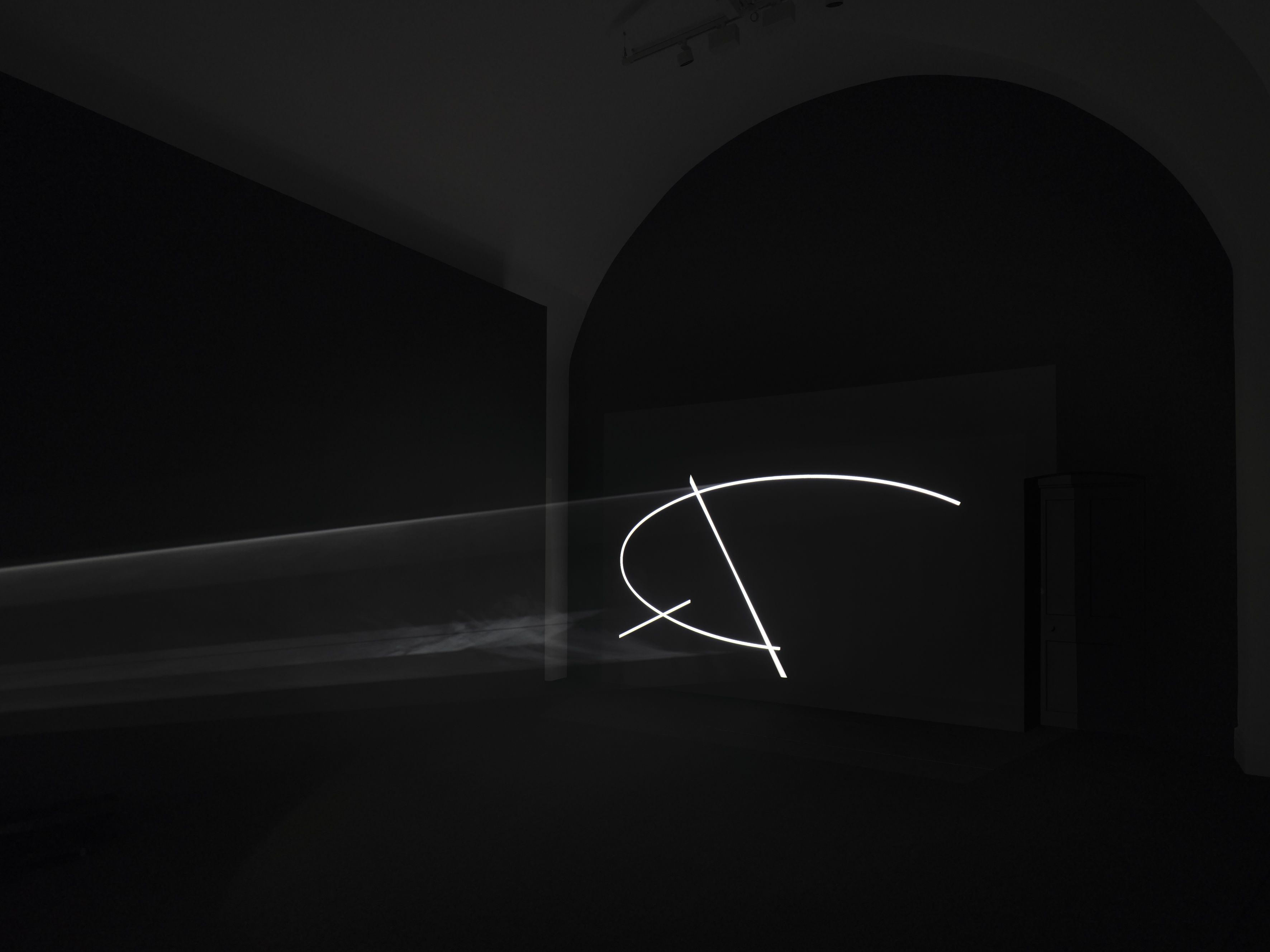 Anthony McCall, Raised Voices at Sprüth Magers, photo 5