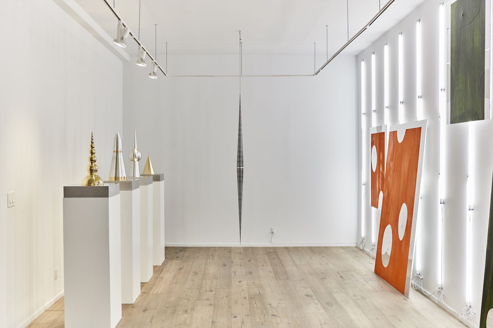 Theory of the Inevitable Convergence, Theory of the Inevitable Convergence at Galeria Nara Roesler, photo 2